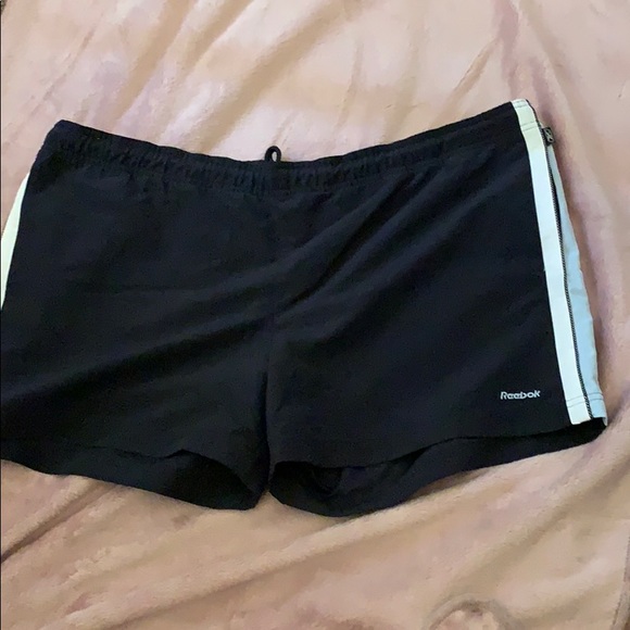 Reebok Pants - Reebok shorts size XL